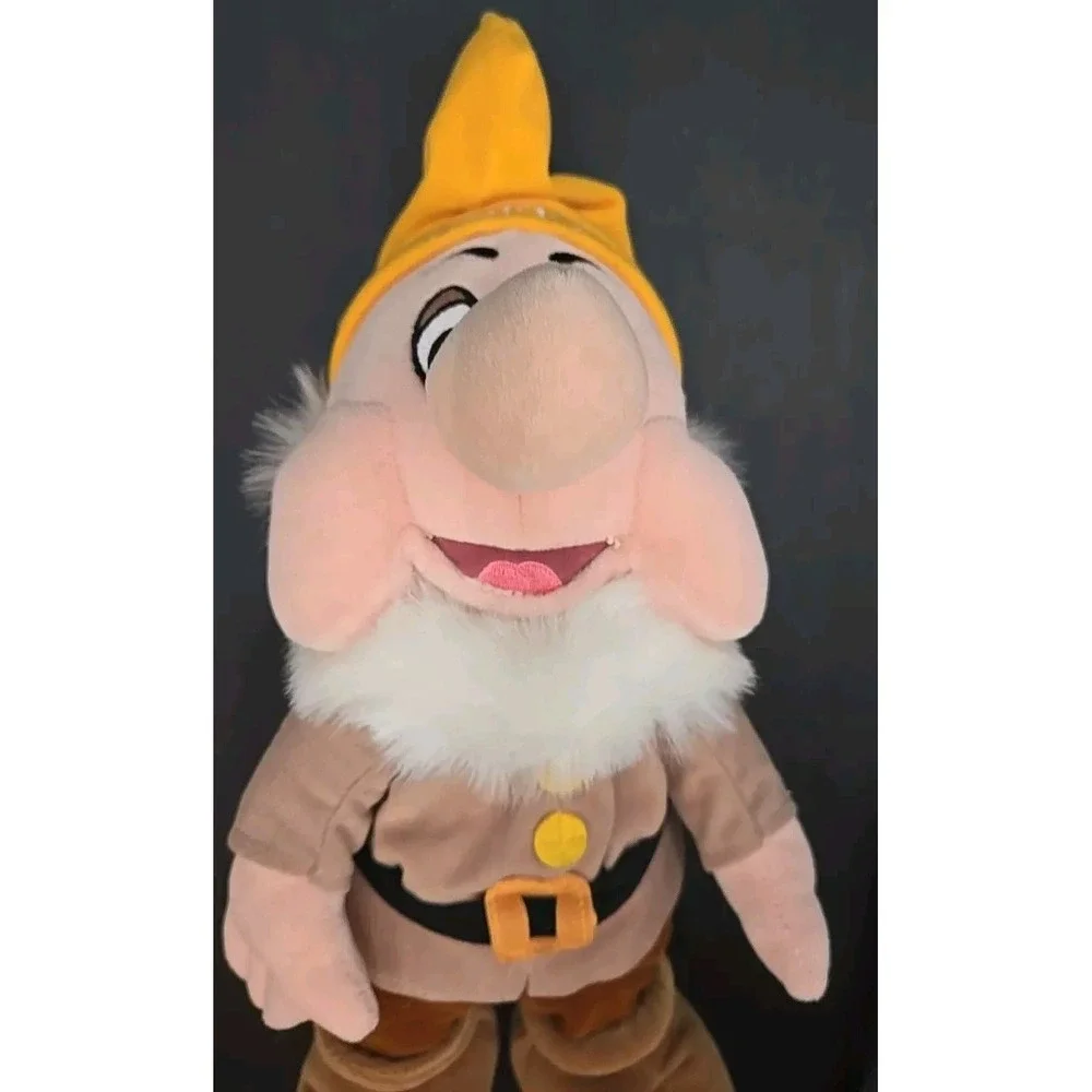 Disney Snow White Dwarfs Lot Of 3 Small HAPPY Larger SNEEZY GRUMPY Plush Stuffed